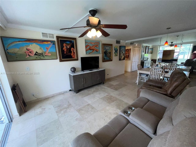 4 of 37 - 9420 Sunrise Lakes Blvd 106, Sunrise, FL
