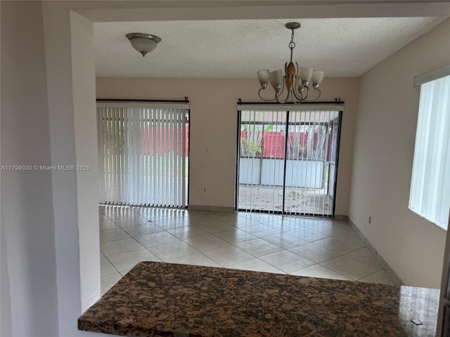 5 of 13 - 5154 Nw 194th Ln, Miami Gardens, FL