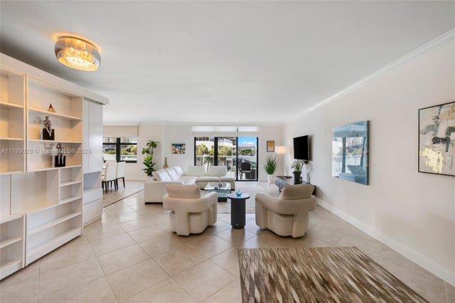 2 of 32 - 9801 Collins Ave 5s, Bal Harbour, FL