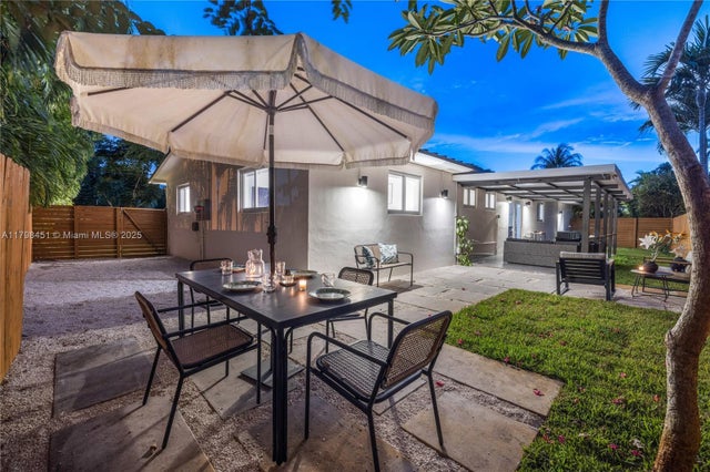 3 of 64 - 615 Ne 115th St, Biscayne Park, FL