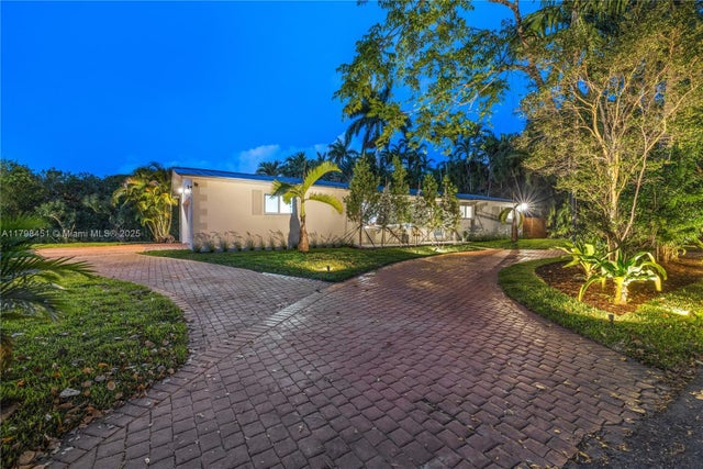 4 of 64 - 615 Ne 115th St, Biscayne Park, FL