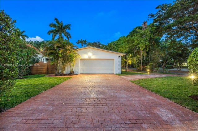 5 of 64 - 615 Ne 115th St, Biscayne Park, FL