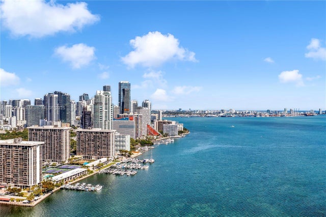 2201 Brickell Ave 77, Miami