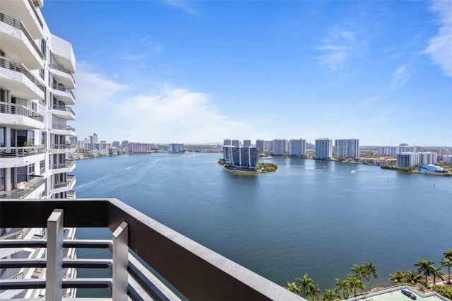 2 of 29 - 19101 Ne 36th Ct 2704, Aventura, FL