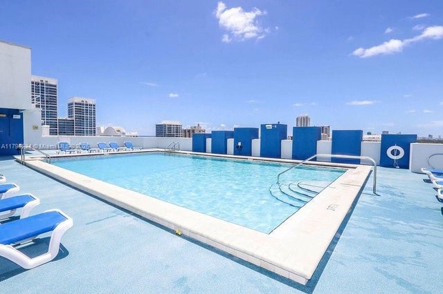 5 of 18 - 401 69th St 505, Miami Beach, FL