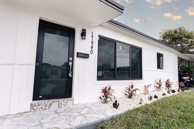 4 of 39 - 17940 Nw 13th Ct, Miami Gardens, FL