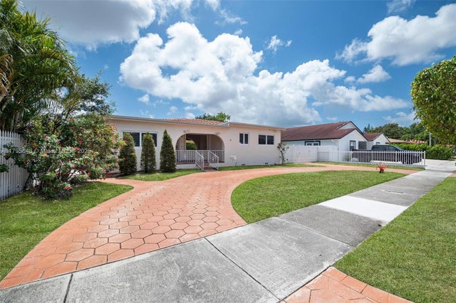 1 of 38 - 241 Nw 46th Ave, Miami, FL