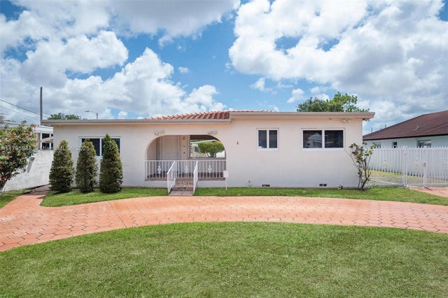 2 of 38 - 241 Nw 46th Ave, Miami, FL