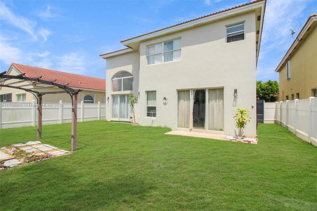 3 of 34 - 1156 Ne 37th Pl, Homestead, FL