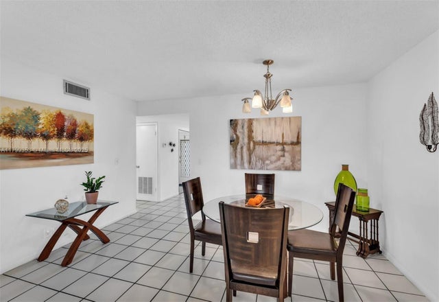 5 of 13 - 10451 Sunrise Lakes Blvd 205, Sunrise, FL
