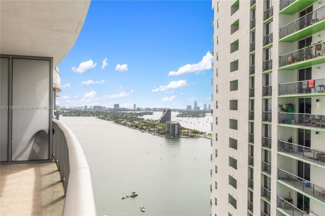 1 of 17 - 488 Ne 18th St 2802, Miami, FL