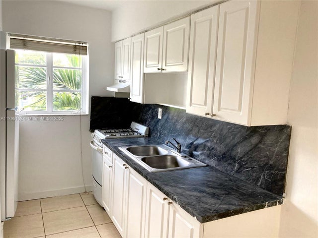 2 of 6 - 625 83rd St 44, Miami Beach, FL