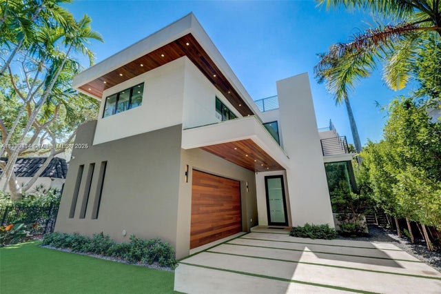 5 of 50 - 1780 Chucunantah Rd, Miami, FL