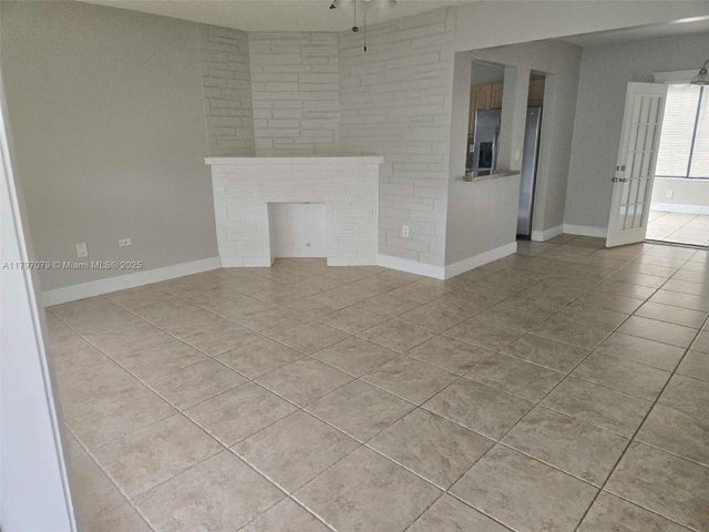 3 of 29 - 7917 Juniper St, Miramar, FL