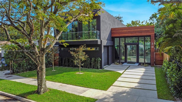 1 of 42 - 30 Ne 50th St, Miami, FL