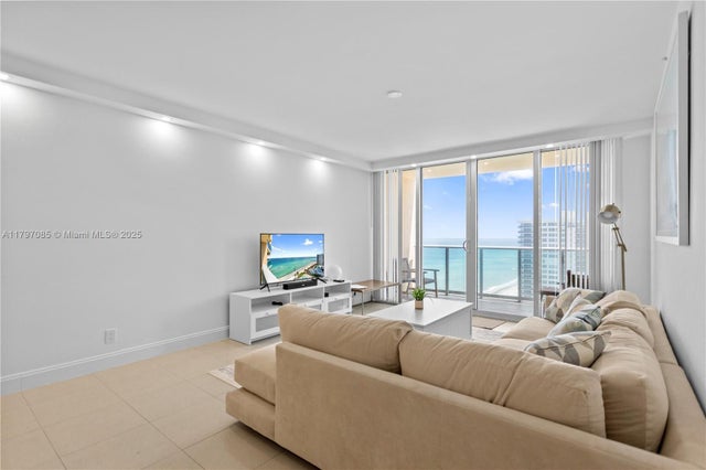 4 of 53 - 2501 S Ocean Dr 1614, Hollywood, FL
