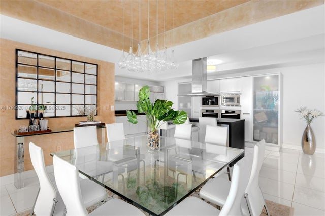 5 of 30 - 18201 Collins Ave 5206, Sunny Isles Beach, FL