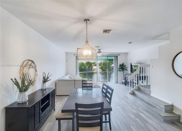 5 of 29 - 1409 Nw 126th Way, Sunrise, FL