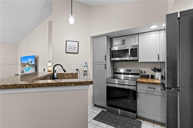4 of 45 - 12870 Vista Isles Dr 526, Sunrise, FL