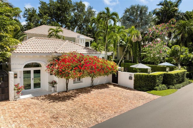1 of 49 - 3845 Wood Ave, Coconut Grove, FL