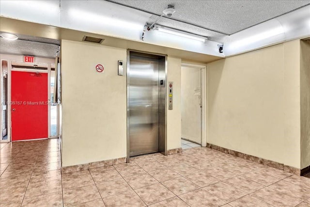 5 of 29 - 2451 Nw 41st Ave 304, Lauderhill, FL