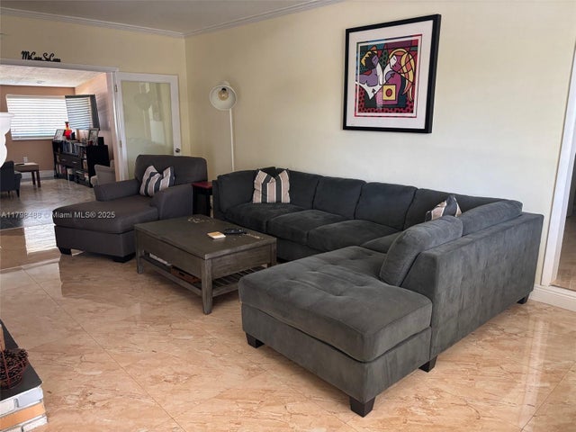 4 of 21 - 16195 Sw 78th Ave, Palmetto Bay, FL
