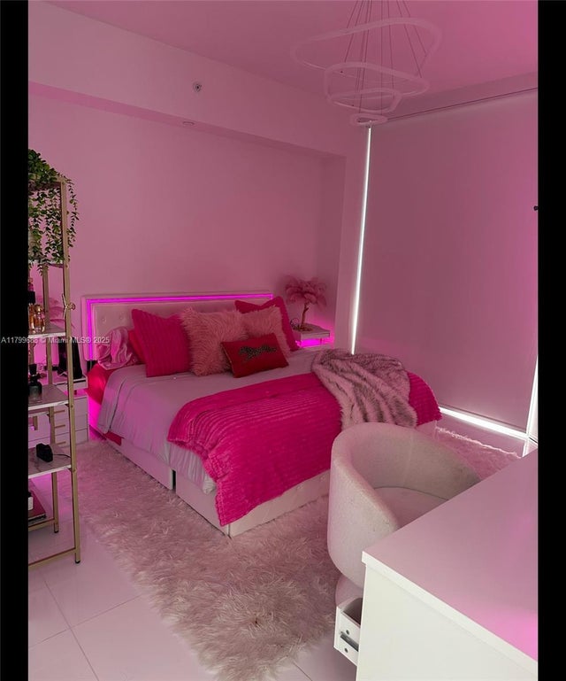 5 of 31 - 851 Ne 1st Ave 2208, Miami, FL