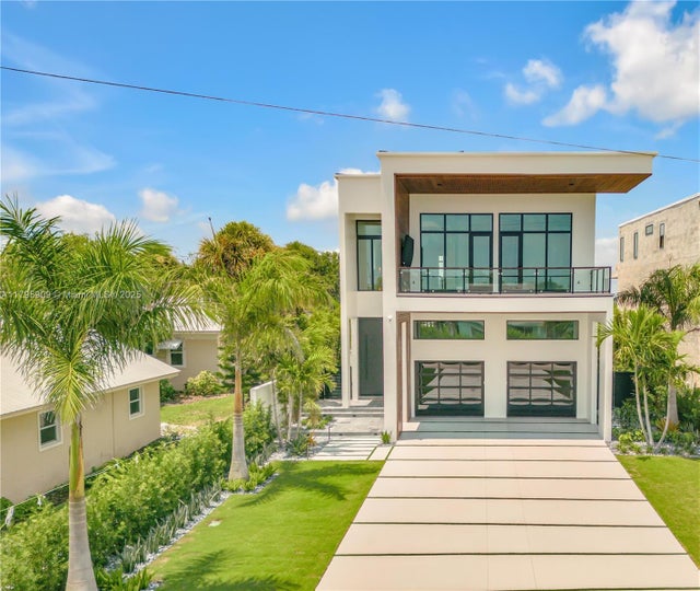 3 of 83 - 1194 N Peninsula Ave, New Smyrna Beach, FL