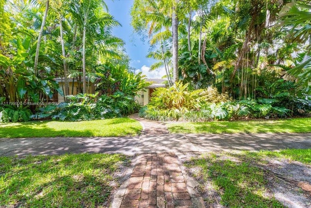 2 of 22 - 550 Ne 94th St, Miami Shores, FL