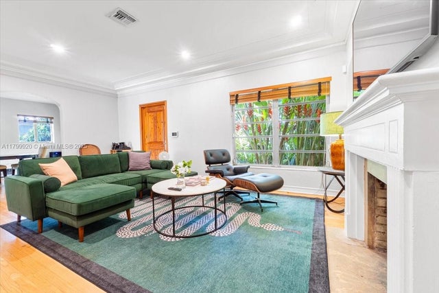5 of 22 - 550 Ne 94th St, Miami Shores, FL
