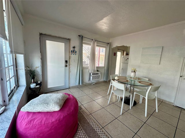 3 of 30 - 7435 Harding Ave 101, Miami Beach, FL
