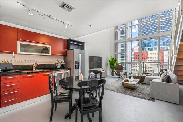 5 of 45 - 244 Biscayne Blvd 645, Miami, FL