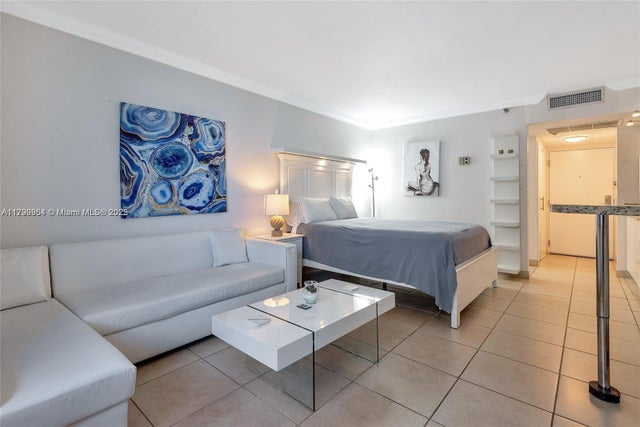 3 of 26 - 19201 Collins Ave 1001, Sunny Isles Beach, FL