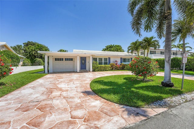 4 of 55 - 121 Tacoma Ln, Palm Beach Shores, FL