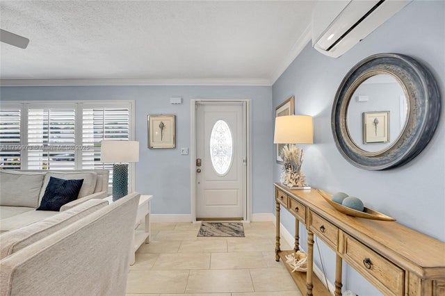 5 of 55 - 121 Tacoma Ln, Palm Beach Shores, FL