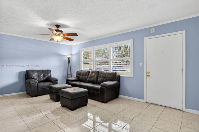 4 of 56 - 2405 Antigua Cir E1, Coconut Creek, FL