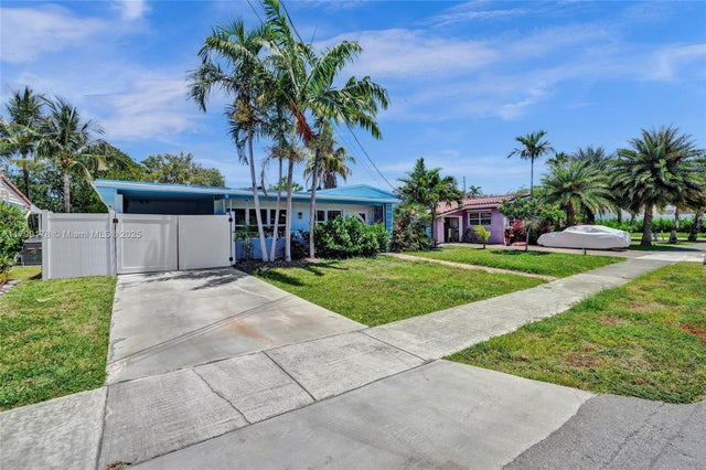 2 of 50 - 1155 Hayes St, Hollywood, FL