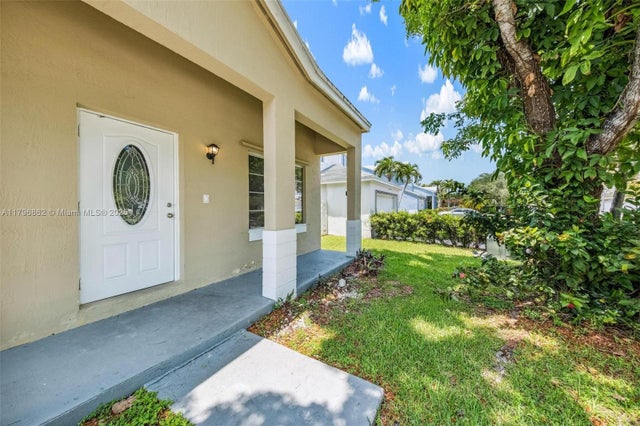 5 of 60 - 14480 Sw 145th Pl, Miami, FL