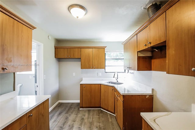 4 of 15 - 311 Nw 42nd St, Deerfield Beach, FL