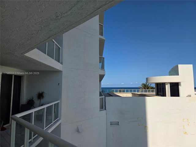 4 of 30 - 16425 Collins Ave 312, Sunny Isles Beach, FL