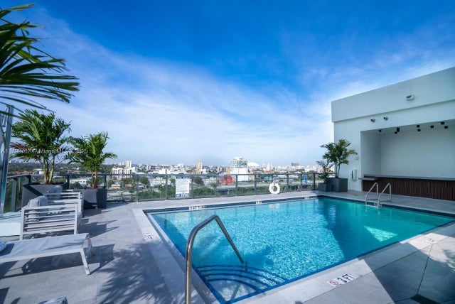 1 of 11 - 229 Sw 9th St 404, Miami, FL