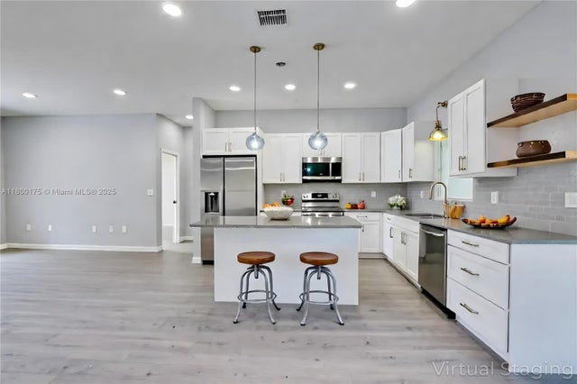 5 of 39 - 3905 Barbarossa Ave, Sebring, FL