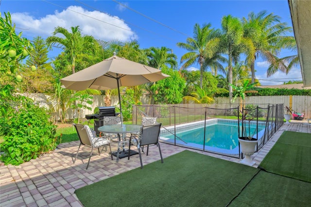 3 of 34 - 1480 Sw 5th Ave, Deerfield Beach, FL
