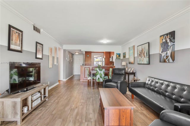 3 of 17 - 22053 Palms Way 106, Boca Raton, FL