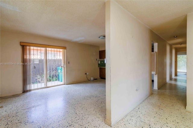 4 of 23 - 6723 Sw 13th Ter, Miami, FL