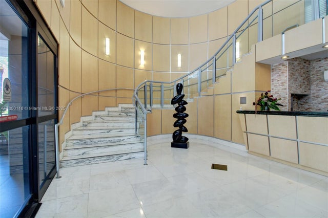 3 of 21 - 6770 Indian Creek Dr 6o, Miami Beach, FL