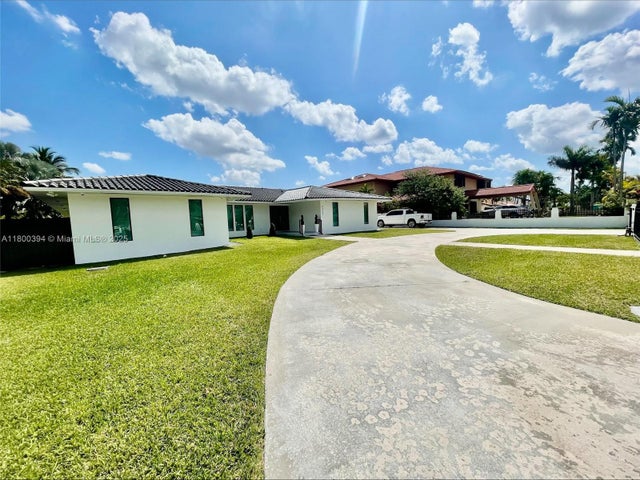 3 of 55 - 2721 Sw 130th Ave, Miami, FL