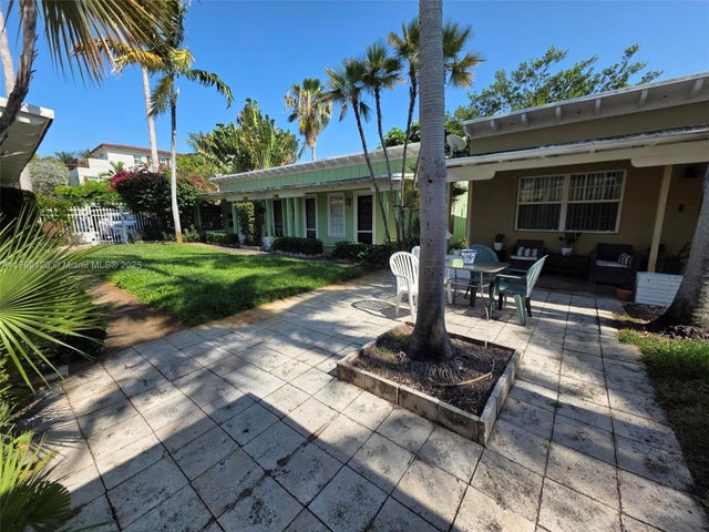 2 of 16 - 809 Ne 17th Ave 3, Fort Lauderdale, FL