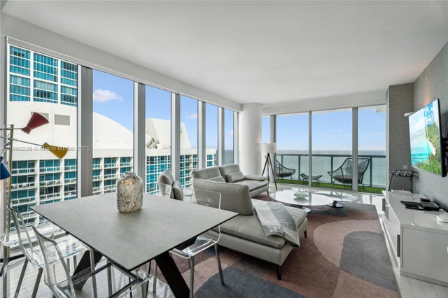 5 of 30 - 6799 Collins Ave 1602, Miami Beach, FL