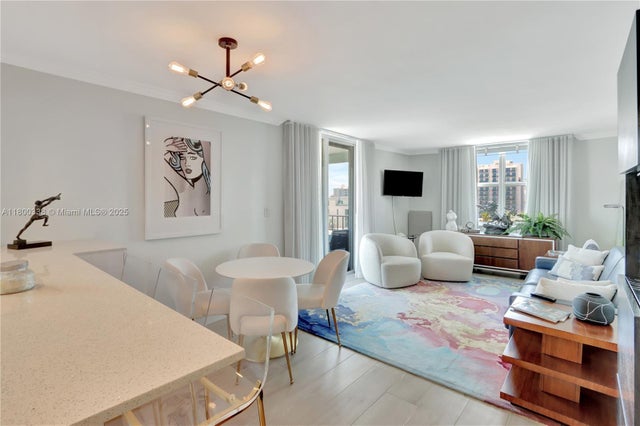 4 of 25 - 720 Collins Ave Ph1, Miami Beach, FL